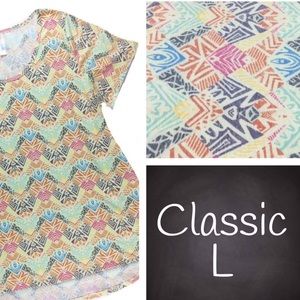 NWT Classic T shirt By LuLaRoe, L
